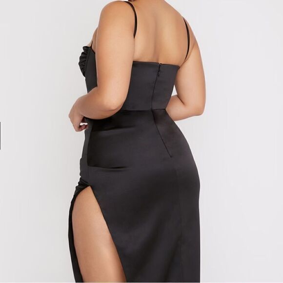 House of CB BLACK SATIN PLEATED CORSET MIDI DRESS-U9 - Picture 4 of 7